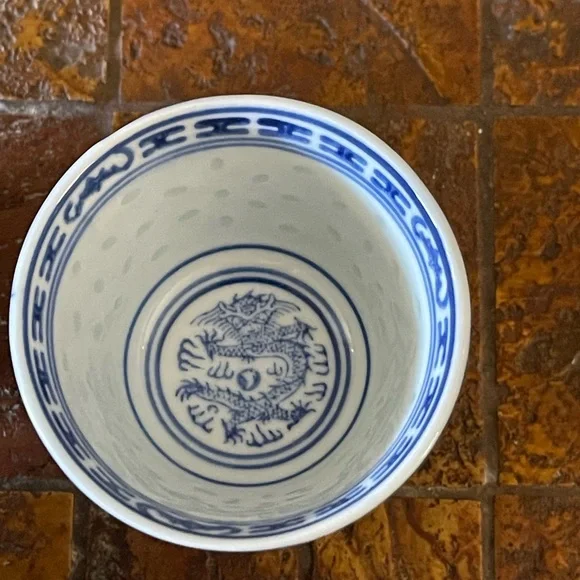 Vintage Tea cups - Picture 7 of 9